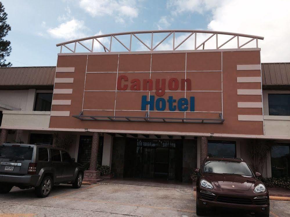 Canyon Hotel Barranquitas Exterior photo